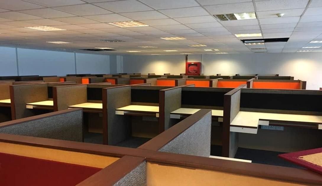 Standardised workstations across an office floor